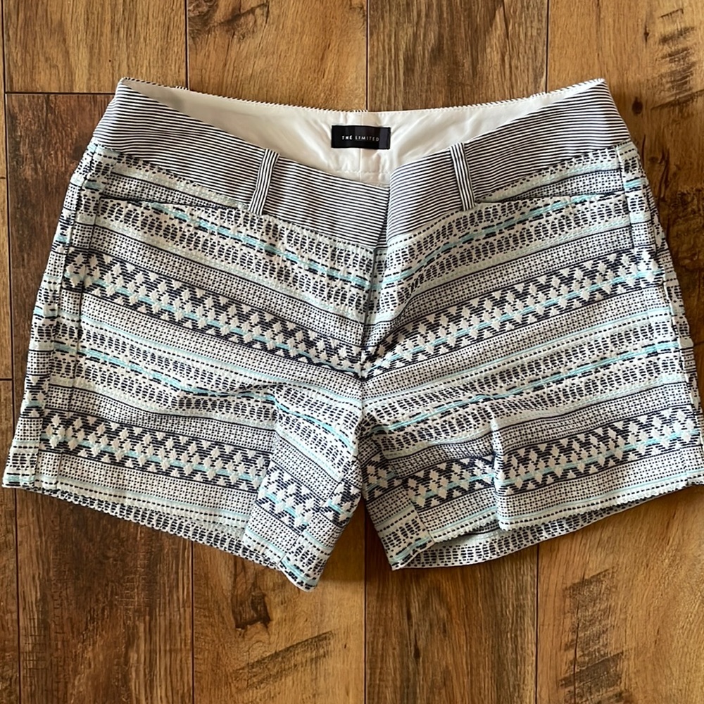 The Limited printed Navy/light blue shorts. Like new condition